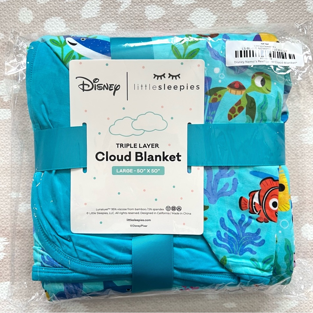NWT Little Sleepies Finding Nemo Reef Cloud Blanket